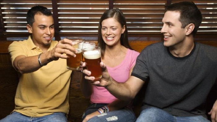 Glass of beer `makes people more sociable`